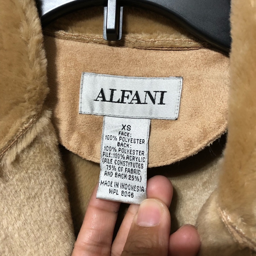 ALFANI JACKET NWOT XS